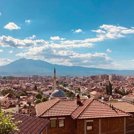 Oda Guesthouse Призрен Экстерьер фото